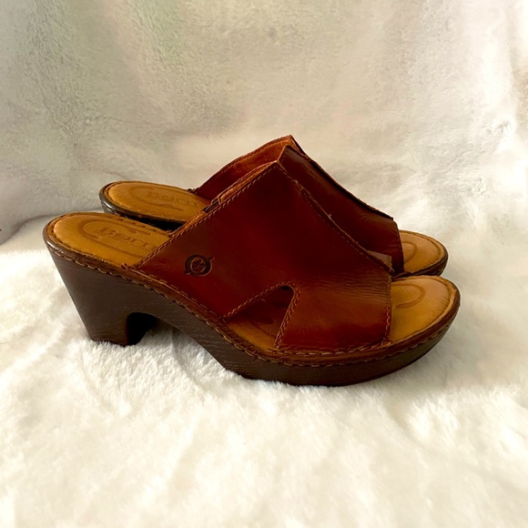 Born Shoes - Born excellent condition size 7/38 color brown heeled sandal
